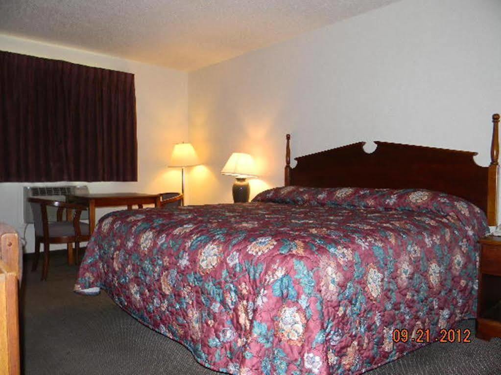 American Inn-アレクサンダー・シティ エクステリア 写真